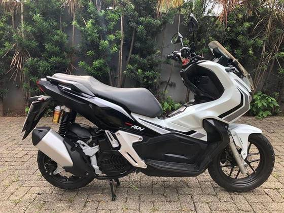 HONDA ADV 